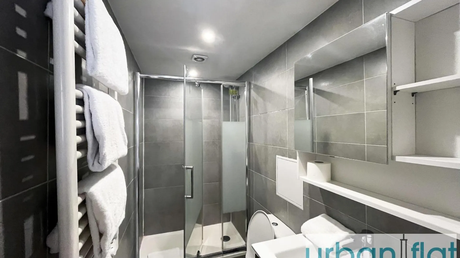 Urban Flat 13 - Pretty 2 Bedroom Parisian Flat Apartment