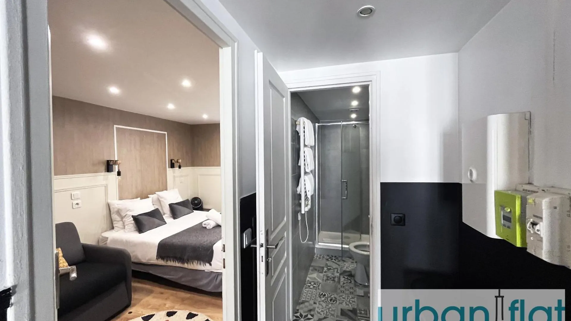 Urban Flat 13 - Pretty 2 Bedroom Parisian Flat Apartment Paris