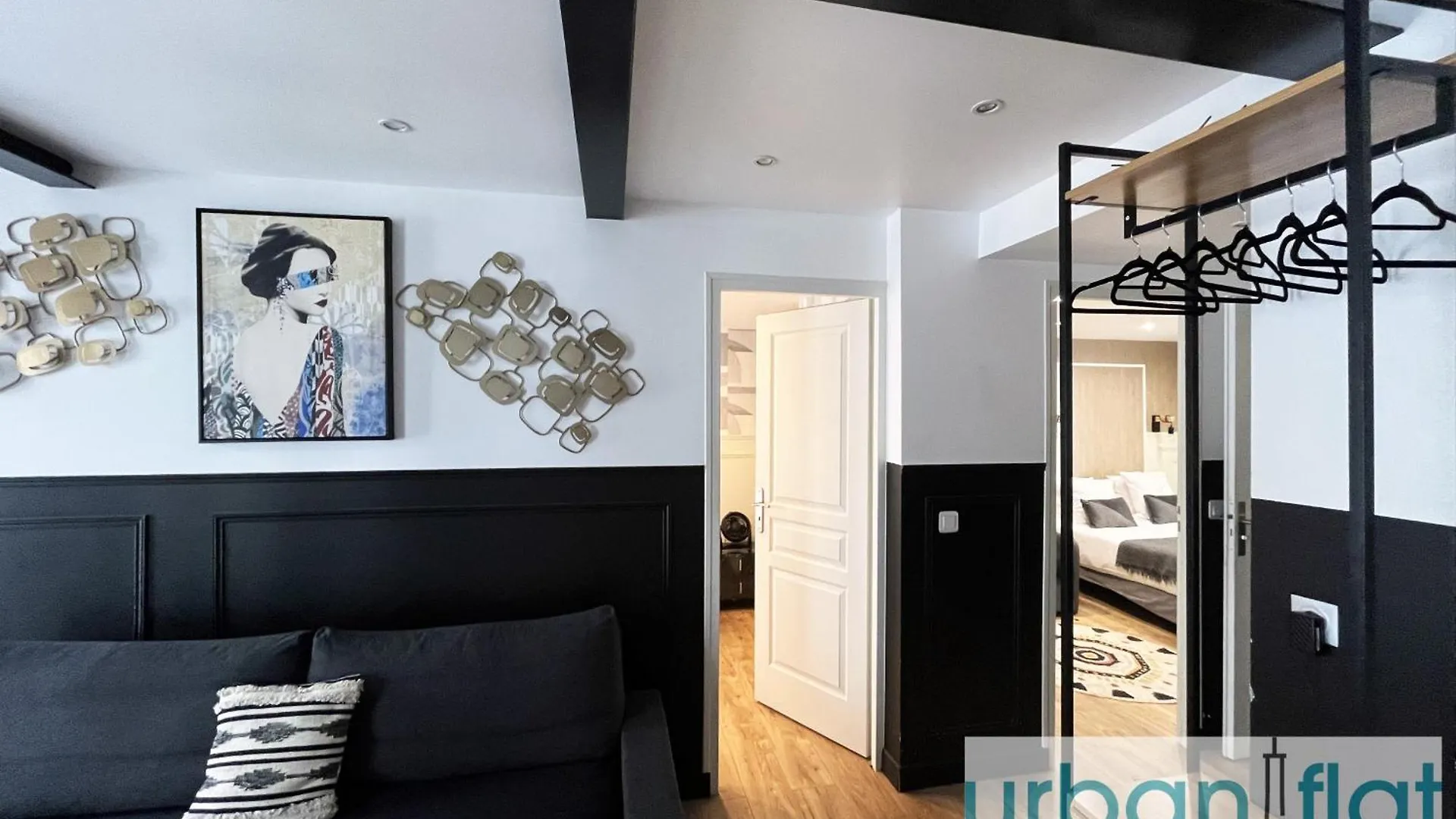 Urban Flat 13 - Pretty 2 Bedroom Parisian Flat Paris